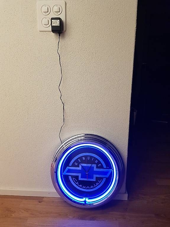 Orologi: Chevrolet Neon-Uhr – Usato da Rümlang venduto da ButterflyValve 2