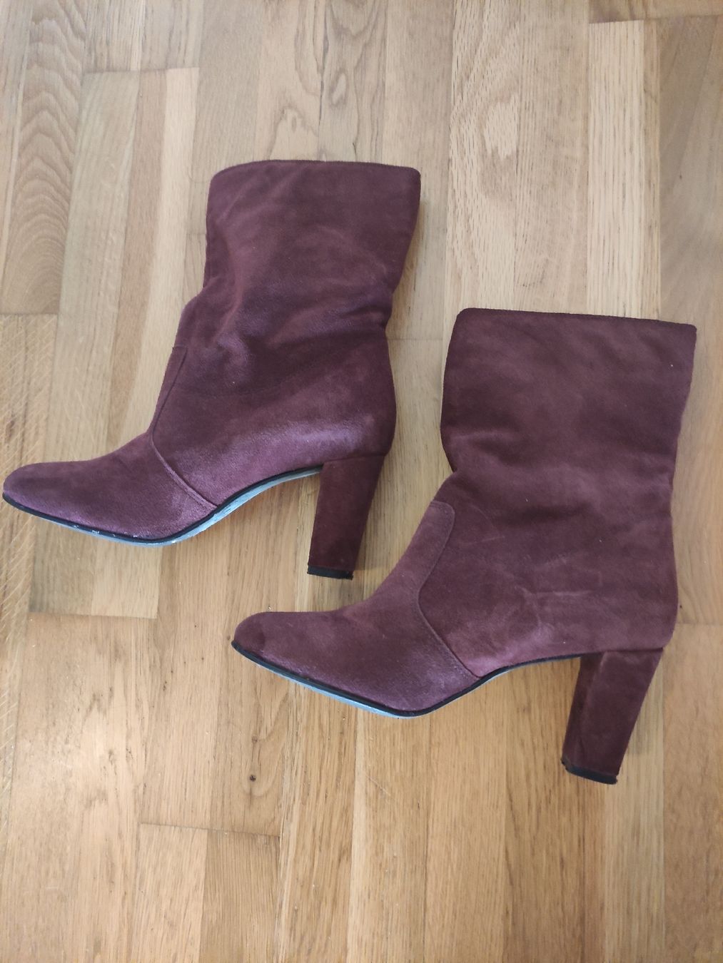 Scarpe da donna: Stiefelette rot bordeaux Gr. 38 Naf Naf – Usato da Schliern b. Köniz venduto da Pecannut 4