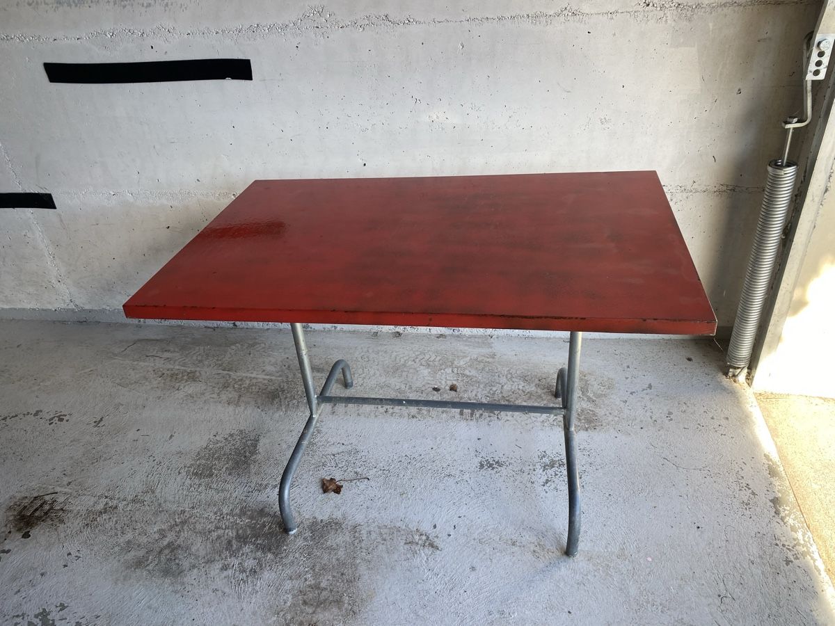 Tavoli: Schöner alter Blechtisch 70/80 Style  – Usato da Mosnang venduto da Goldwasser