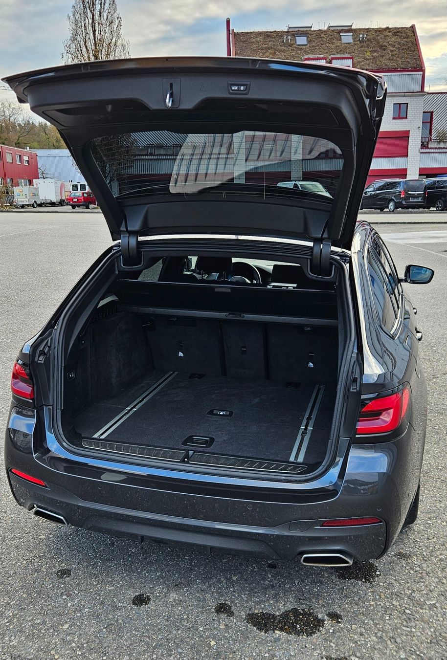BMW Automobili: BMW 530d xDrive Touring – Usato da Flaach venduto da moto64 4