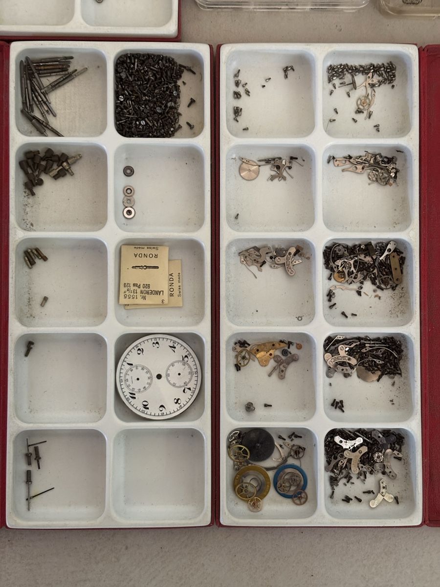 Montres: Lot Uhrenteile – Neuf (Voir description) à Rüti b. Büren par CenicAG 1