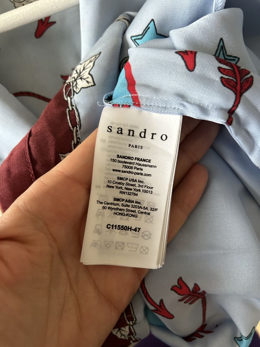 Sandro Camicette: Sandro Hemd hellblau mit Muster und Knöpfen Grösse L – Usato da Zürich venduto da SecondLifeGoods 5