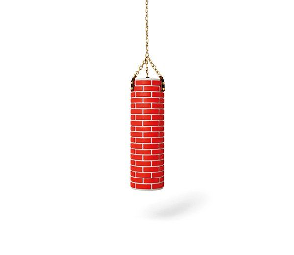 Statuette: Gufram PUNCH A WALL punching bag / Boxsack – Usato da Zürich venduto da paristurin