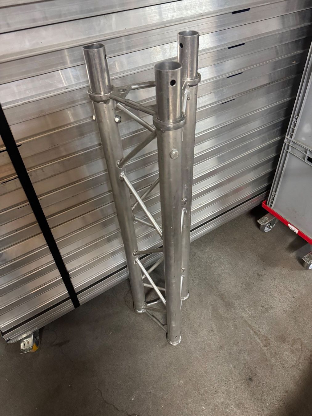 Tralicci: Astralite 3 Punkt Traversen 100cm – Usato da Oberdorf NW venduto da AndotechnicsGmbH