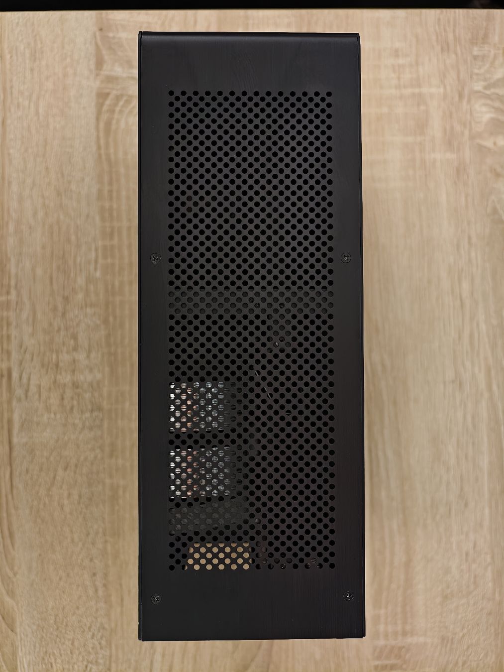 Lian Li Boîtiers: DAN Case A4-SFX V1 Mini-ITX – D'occasion à Luzern par gabriel.z 6