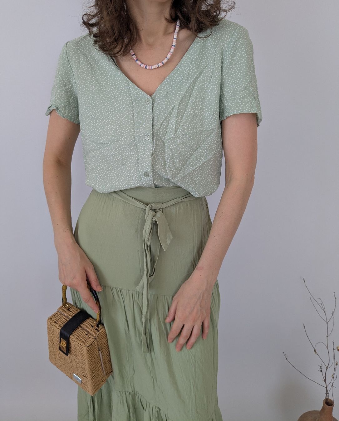 Camicette: Bluse Damen Grösse M mintfarben mit Punkten C&A – Usato da Rorschach venduto da olg_5qq2