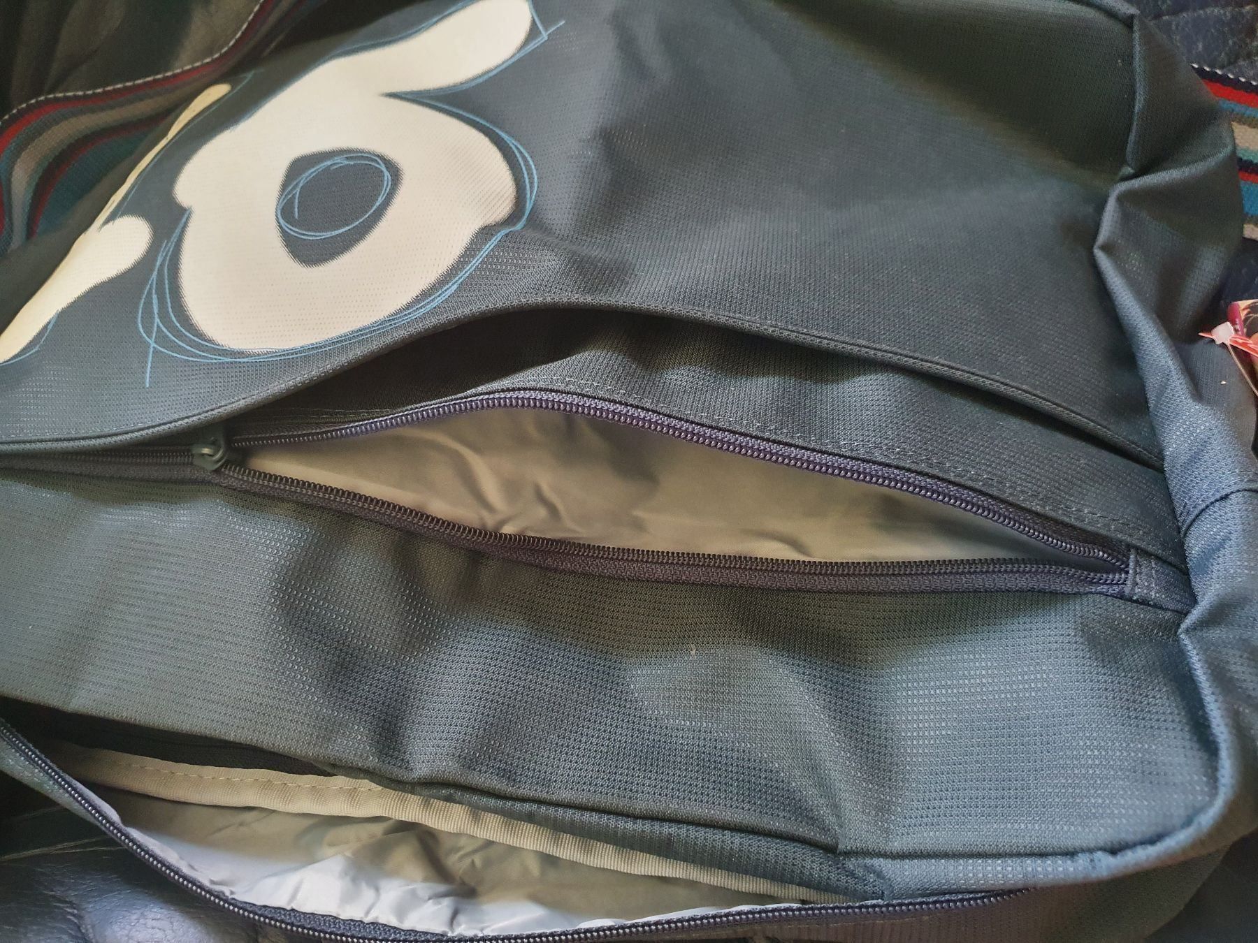 Quiksilver Borse: Graue Quicksilver Tasche, neu – Nuovo e nell'imballaggio originale da Muttenz venduto da pixopus 3