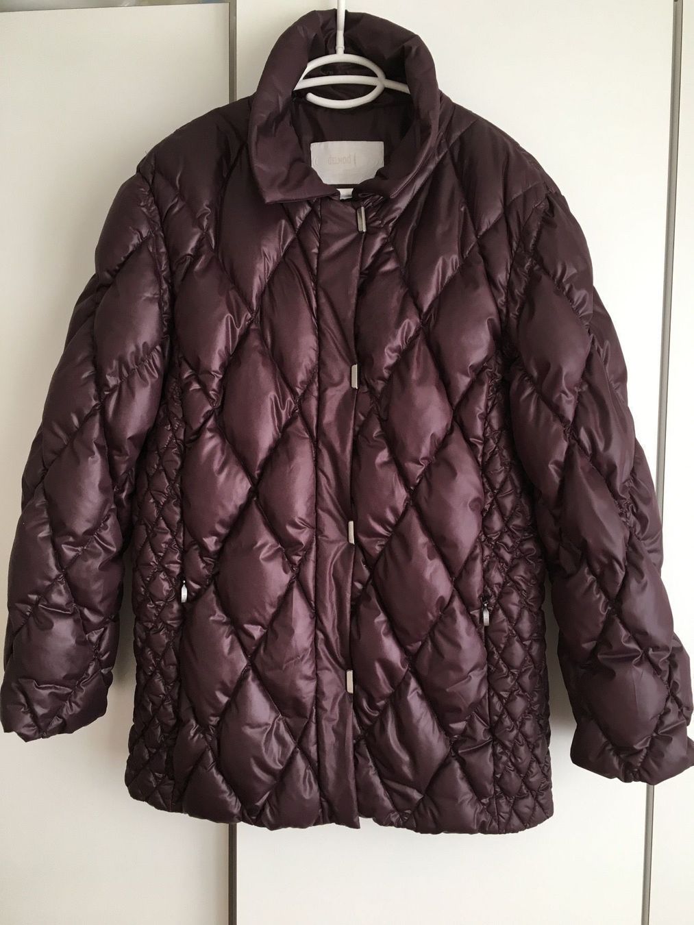 Giacche: Wunderschöne neuwertige edle Winterjacke Bordeau – Usato da Bern venduto da Smile-2707