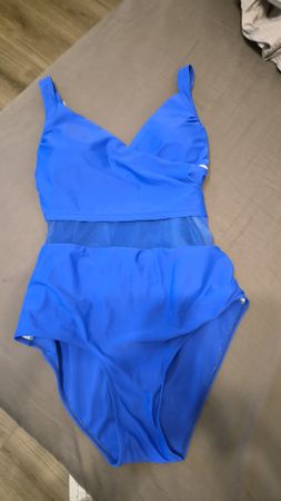 Badeanzug, Blau, neuwertig, ideal für den Sommer! Gr. XL