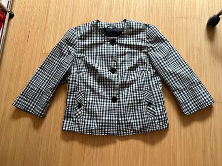 Schicker Damen Blazer schwarz/weiss Gr. 40/42 kariert