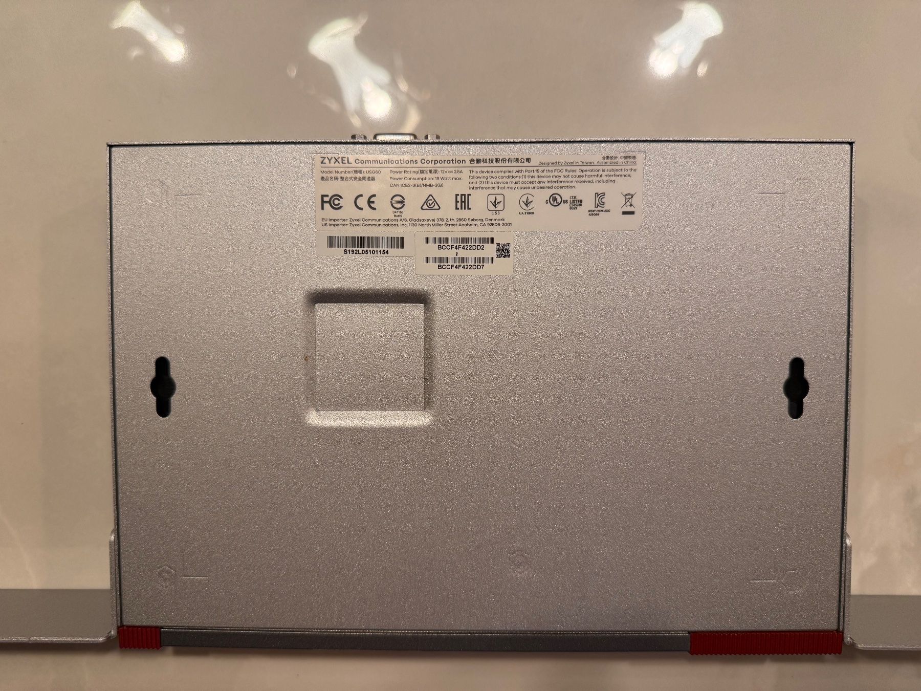 Zyxel Firewall: Zyxel USG60 Unified Security Gateway – Usato da Wollerau venduto da cho_7k6w 1