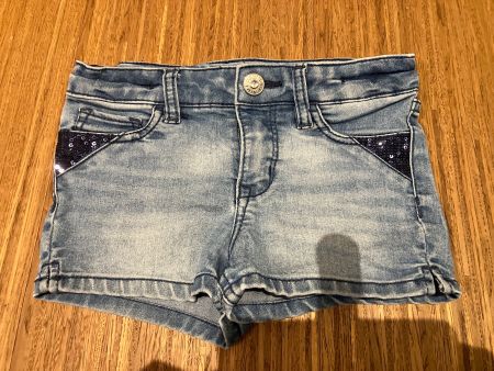 Jeans Shorts mit Pailletten, H&M, Grösse 104, Top! 🛍️