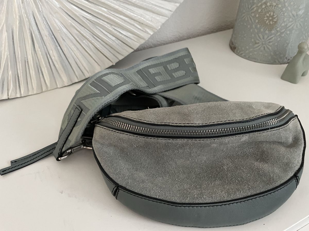 Liebeskind Borse da donna: Liebeskind Beuteltasche – Usato da Menziken venduto da FS-Creativity