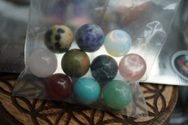 Kugeln Ohne loch 10mm lot  ab  1.-     Räumung
