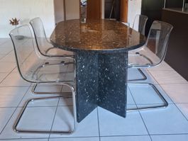Granit Esstisch mit Stühlen