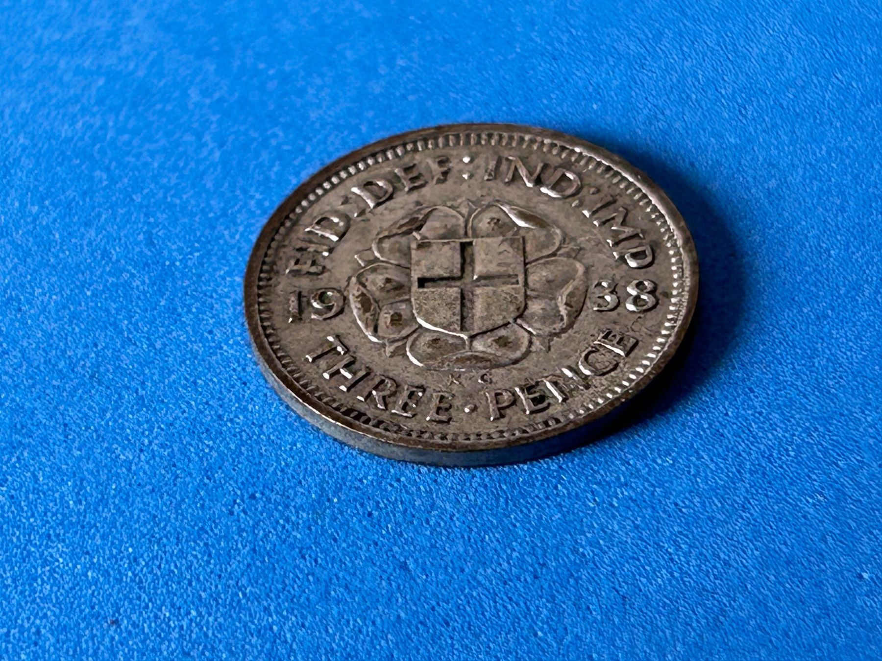 Tutti le monete: UK - 3 Pence 1938 – Usato da Corcelles NE venduto da AJKader 4