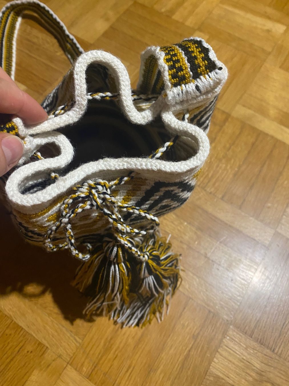 Borse da donna: Schultertasche Aztek design neu – Nuovo e nell'imballaggio originale da Zug venduto da estarthyme 4