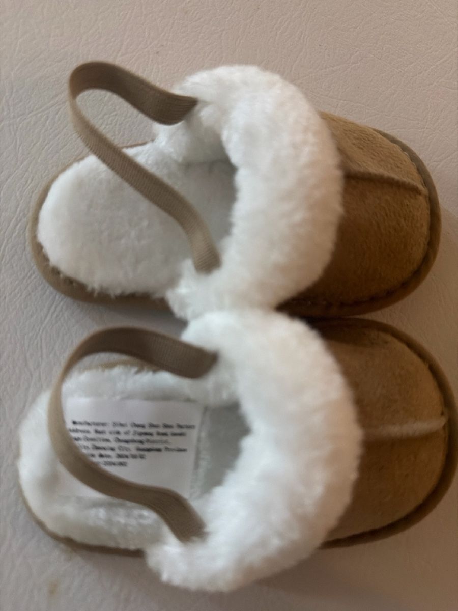 Scarpe per ragazzi: Baby Schühchen / Pantoffeln, UGG Imitation – Nuovo (secondo la descrizione) da Schleitheim venduto da ptksz 2