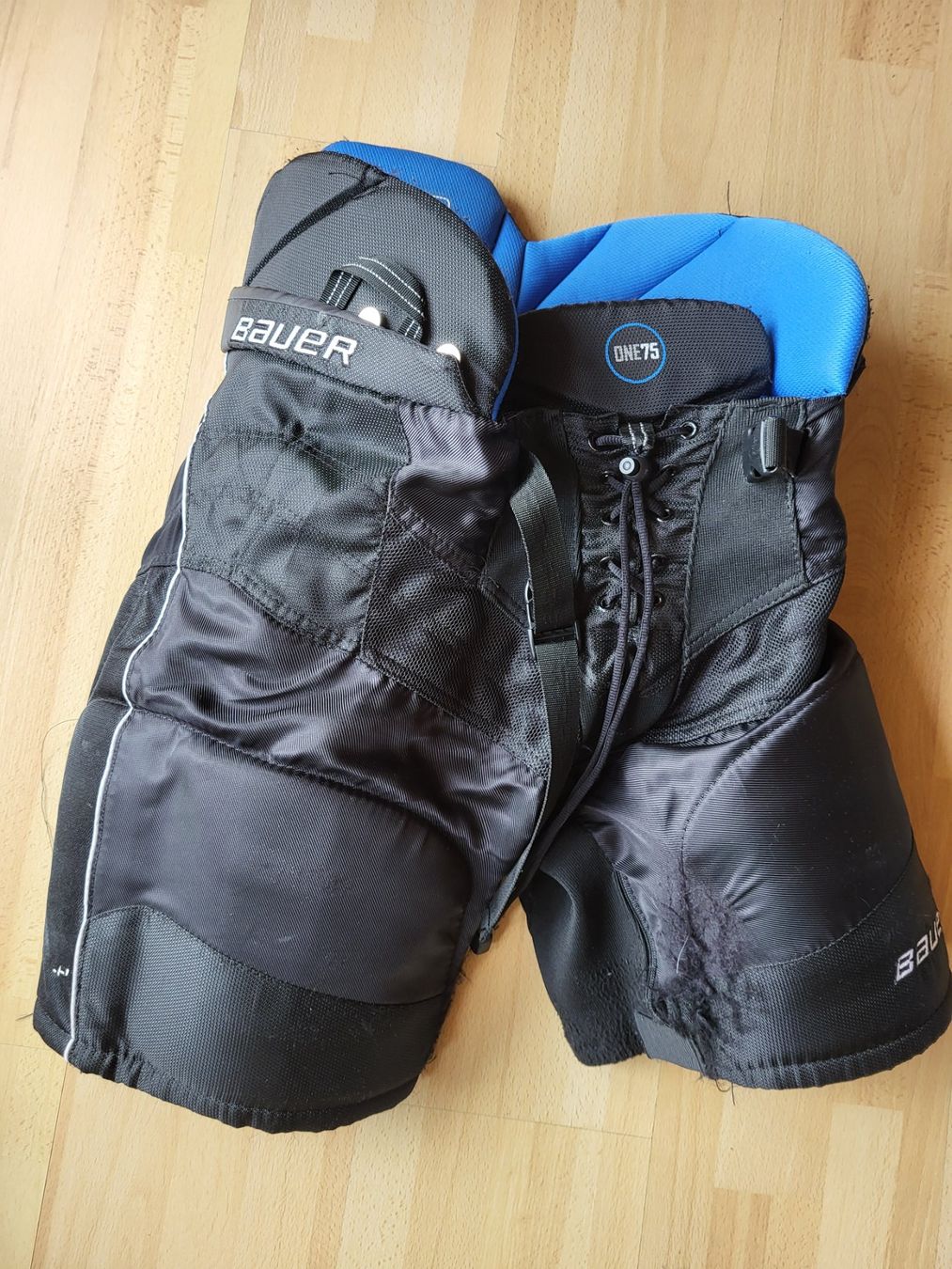 Bauer Pantaloni: Bauer ONE75 Eishockey Hose, Grösse Junior XL/TG – Usato da Eggiwil venduto da kariiina
