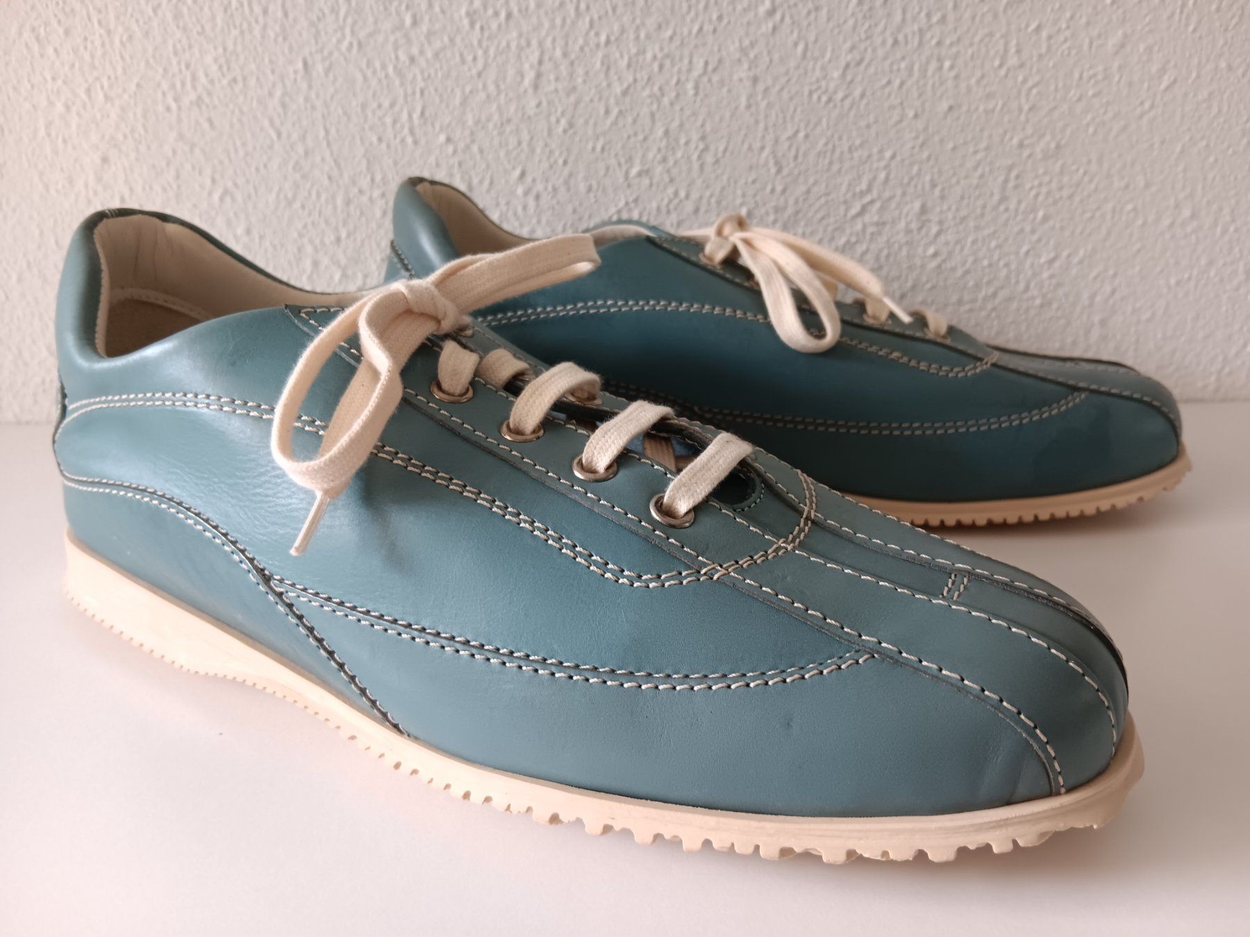 Hogan Scarpe da uomo: HOGAN Chaussures / Schuhe pointure / Nummer 40 – Usato da Cossonay-ville venduto da Super-Price-Quality 1