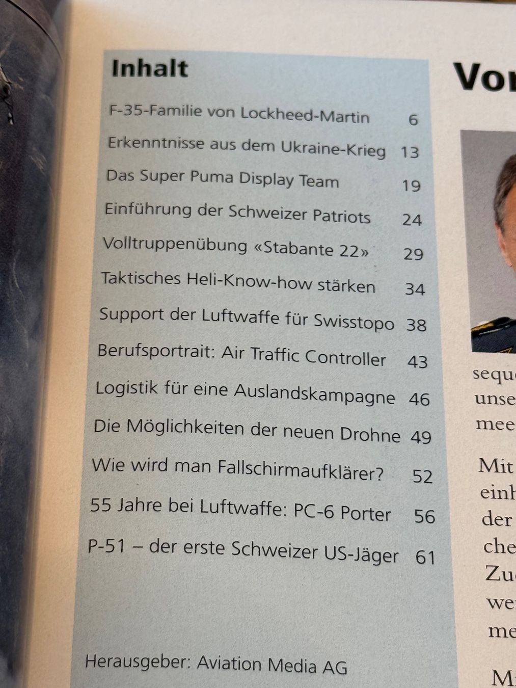 Zeitschriften & Magazine: Jahrespublikation 2023 Schweizer Luftwaffe - Schweizer Armee – Gebraucht aus Brütten von Hst1 1