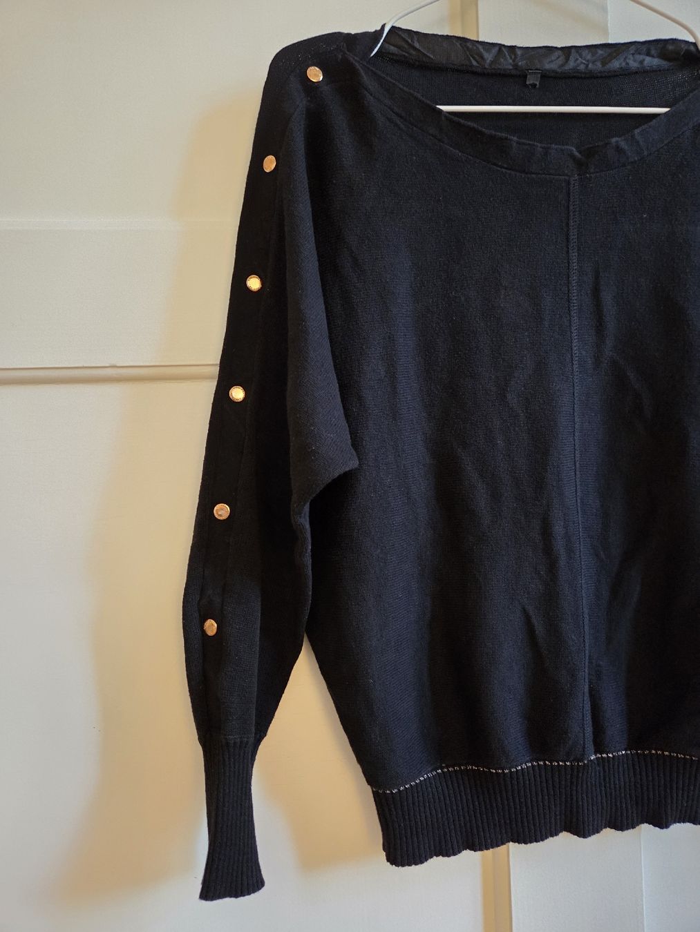 Only Maglioni & Felpe: Only Pullover - Schwarz/Gold - Grösse XS Neuwertig – Nuovo (secondo la descrizione) da Bern venduto da Tashmi_BE 2