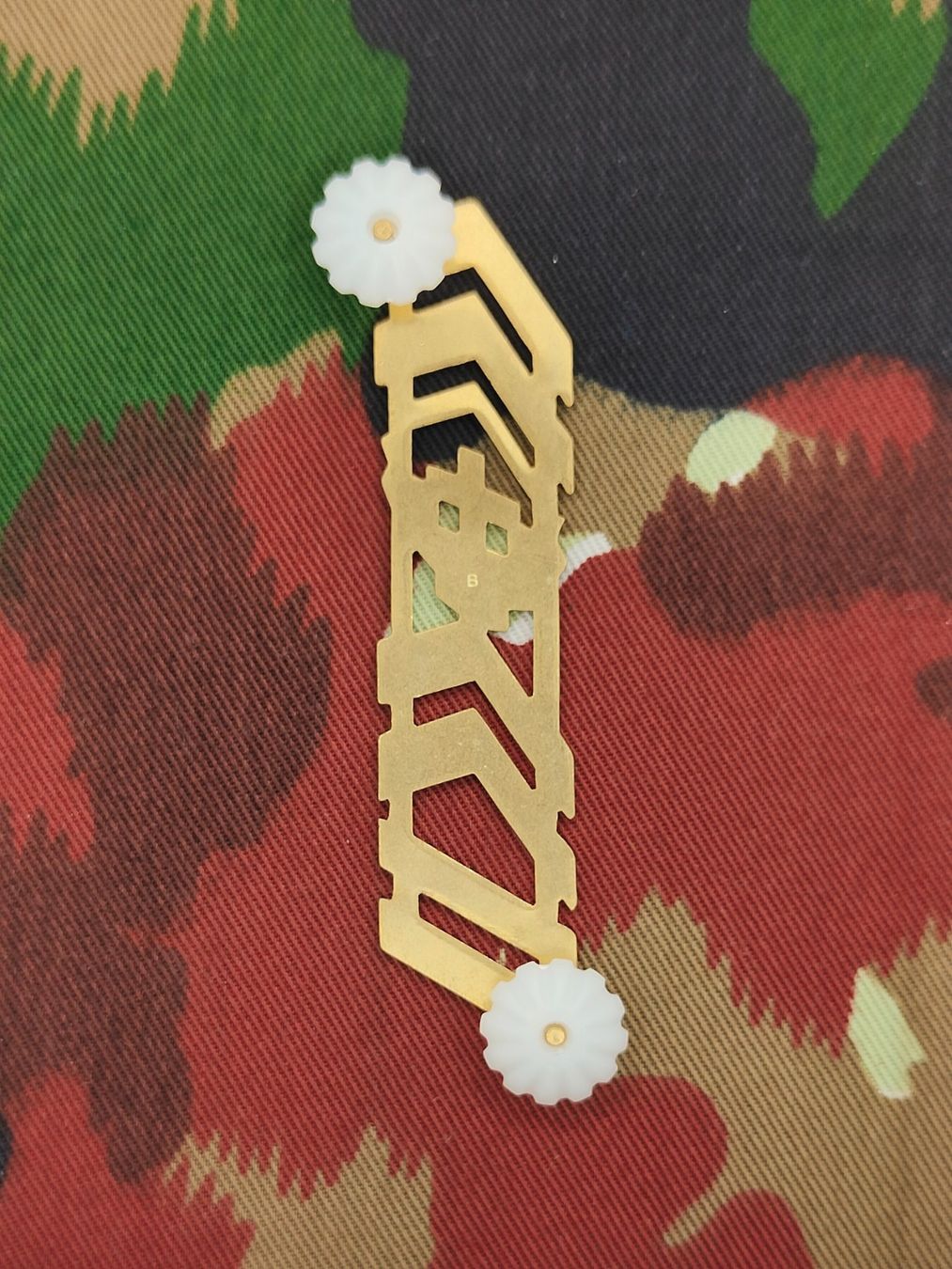 Schweizer Armee Placchette & Badge: Gradabzeichen Chefadjutant Ord. 2004, Variante 2 – Usato da Bauma venduto da SwissMilitaria 1
