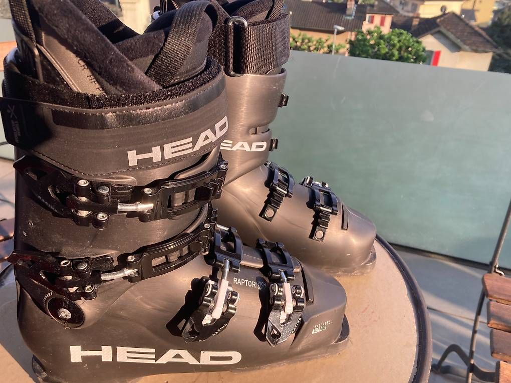 Scarpe da uomo: Scarponi scii vera occasione – Usato da Minusio venduto da Francesco062