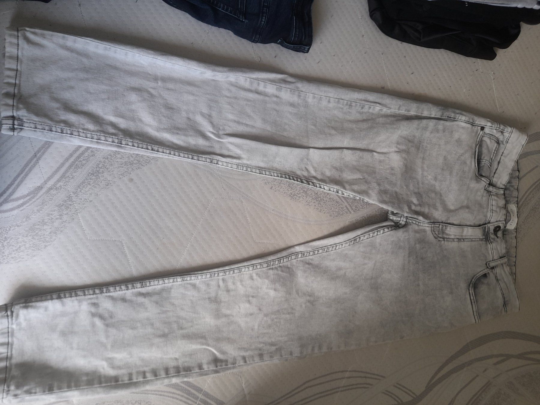 Jeans: Hose grau pier one – Gebraucht aus Gwatt (Thun) von B.D.999 1
