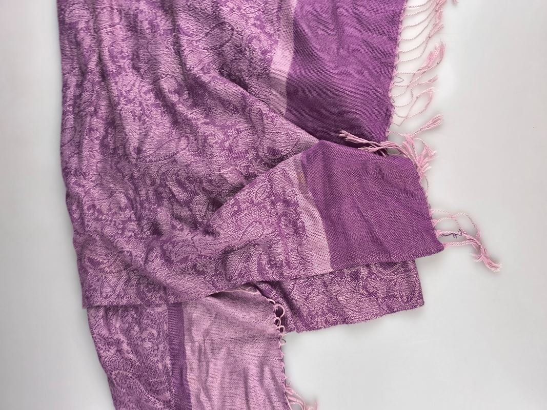 Foulards & écharpes: Schal – D'occasion à Rüti ZH par Restwert_Rueti_ZH 2