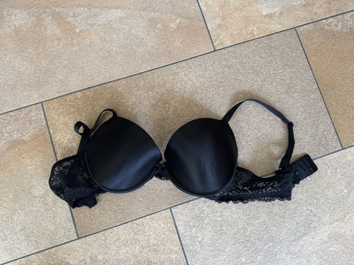 H&M Altra biancheria intima: Soutien-gorge taille 85 D - Élégant! – Usato da Martigny venduto da ber_tdz7