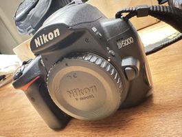Nikon D5000 Body inkl. Kameratasche