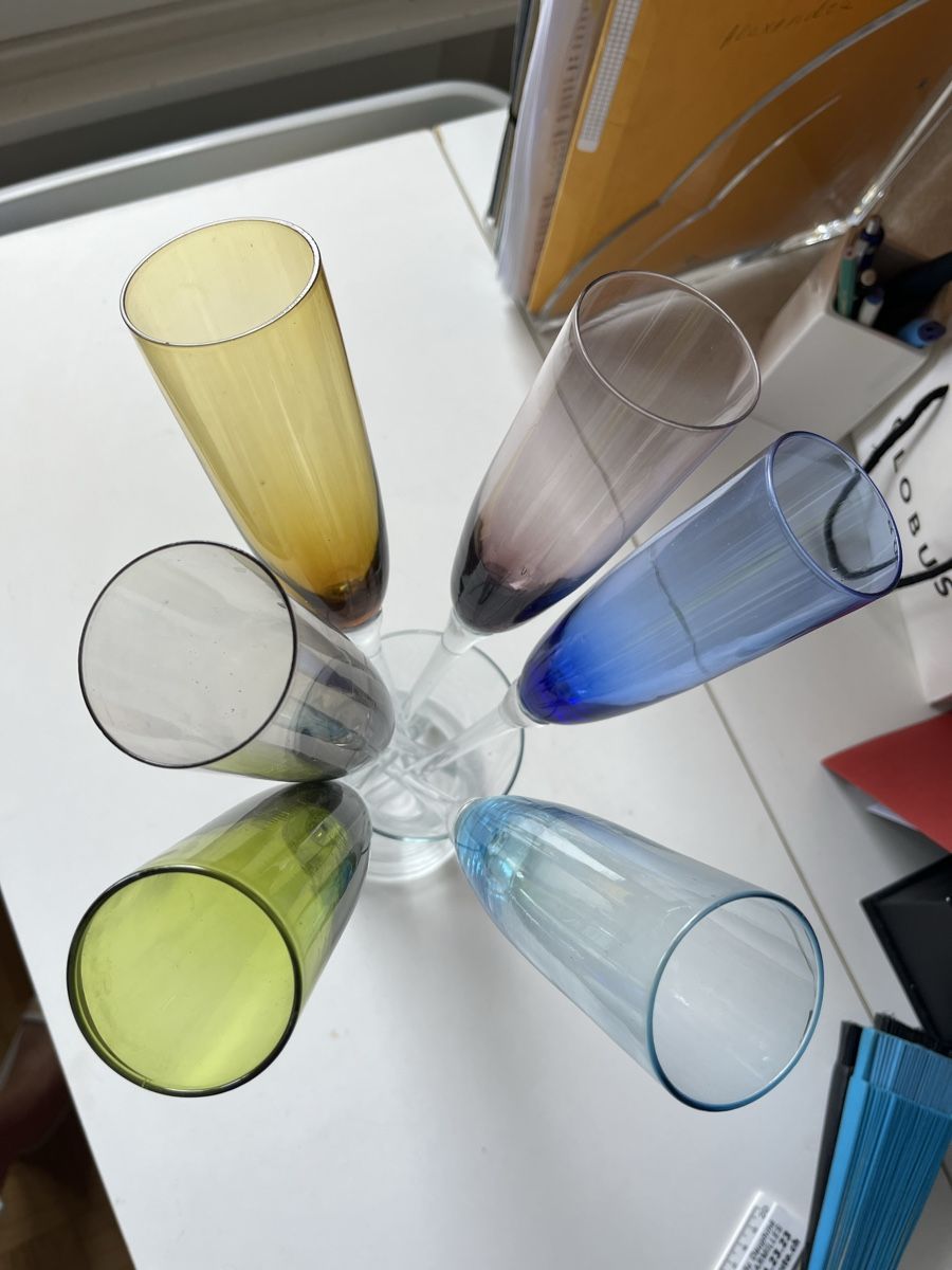 Gläser: 6 Flutes Assorties + Vase set new – Neu (gemäss Beschreibung) aus Chêne-Bougeries von Seetooyoo 3