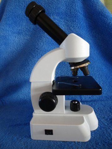 Microscopi: Mikroskop. Plus gratis Experimentier-Set – Usato da Berikon venduto da Akronym55 1