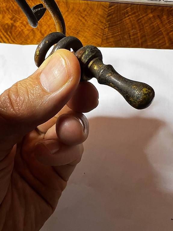Ferramenta: Petit serpent bronze accroche sac à main bord de table – Usato da Neuchâtel venduto da alexandrigor 3