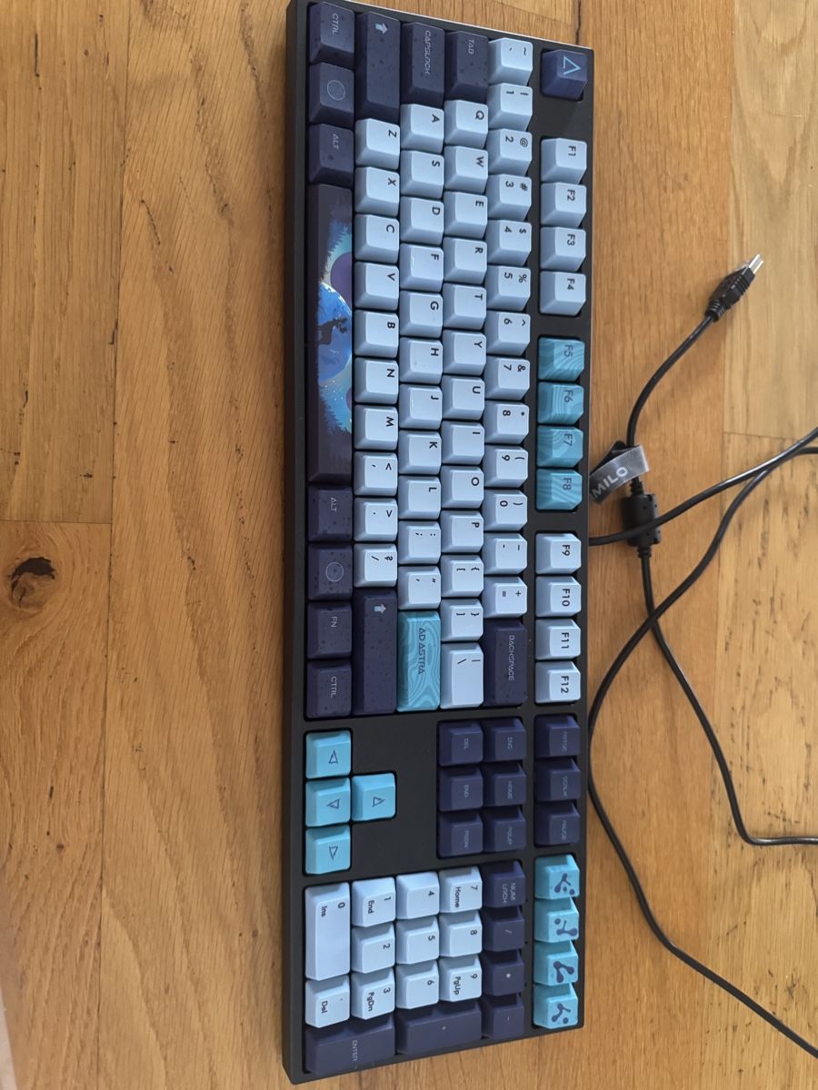 Tastiere: Varmilo VEA108 D5 Aurora Tastatur    – Usato da Zürich venduto da Naniiin 1