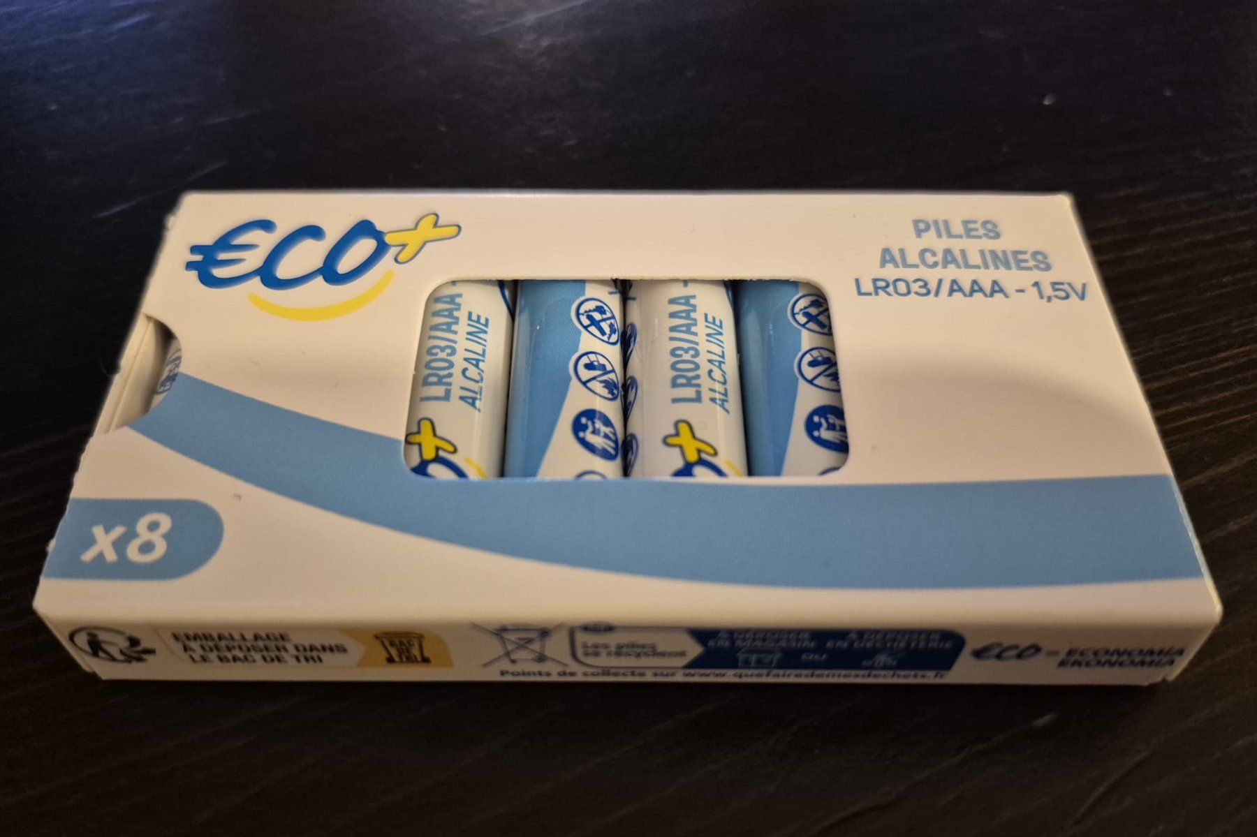 Caricatori & Batterie: 8x Alkaline-Batterien LR03 / AAA 1,5V – Usato da Vufflens-la-Ville venduto da Diddix 1