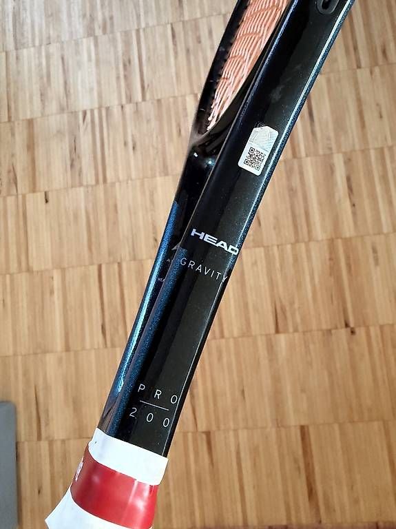 Head Schläger: Head Gravity Pro 2025 – Gebraucht aus Luzern von inf_y9fp 1