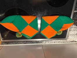 Gestrickte Haus-Finken / Wollsocken
