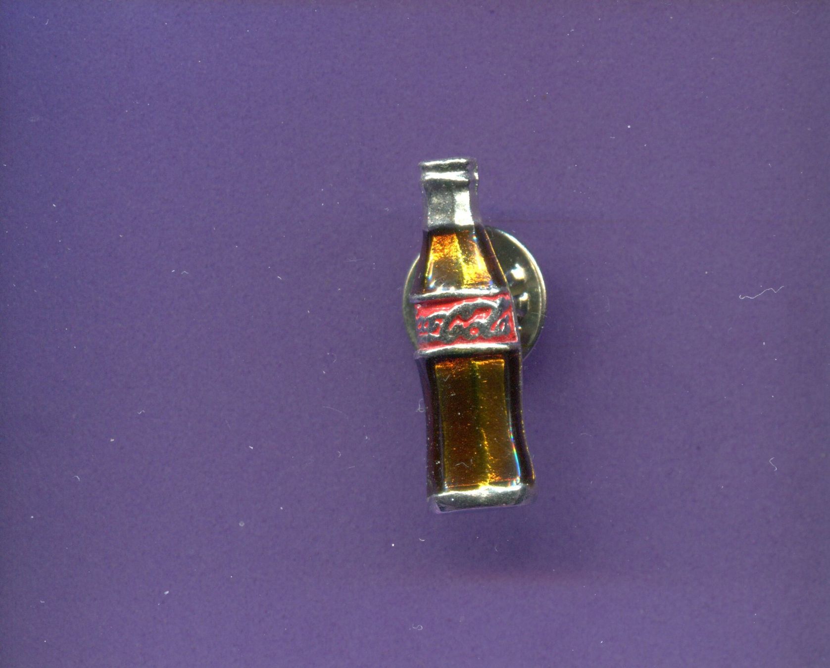 Coca-Cola Placchette & Badge: Coca Cola  3D FLASCHE – Usato da Winterthur venduto da Sammleroase