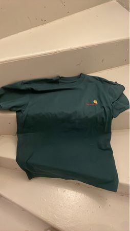 Carhartt T-Shirt Grün Grösse XS Perfekt für den Sommer