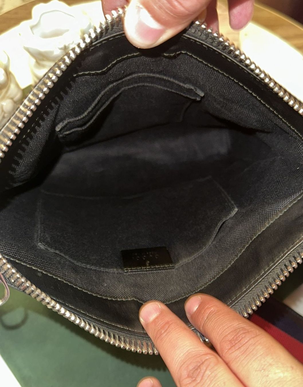 Gucci Sacs: Gucci Umhängetasche Herren – D'occasion à Müllheim Dorf par bea1970 4