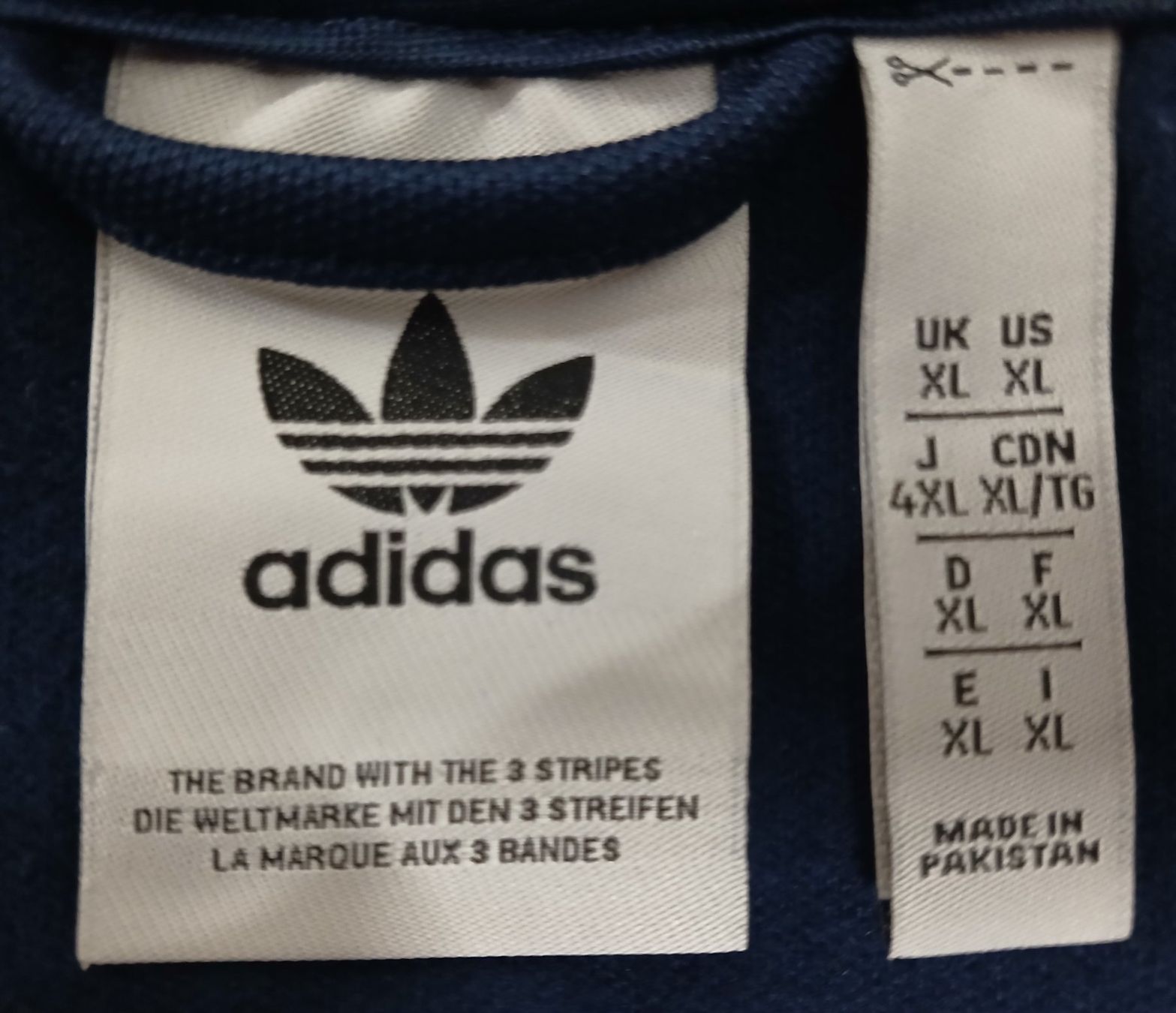 Adidas Kleiderpakete: Adidas Trainingsanzug XL/L – Neu (gemäss Beschreibung) aus Zürich von Marco-2nd-hand 2