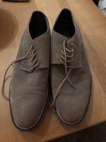 Chaussure en cuir taille 42
