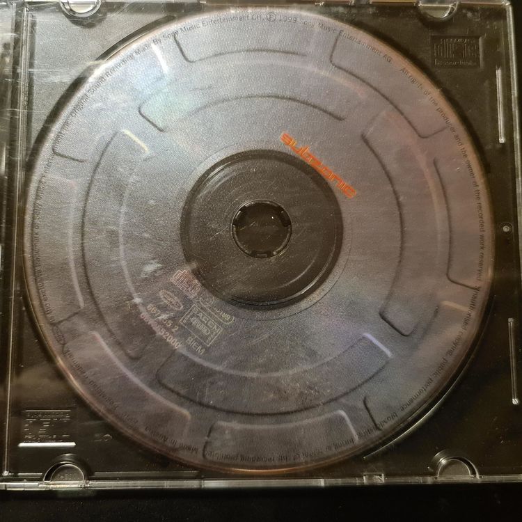 CD: Subzonic – Usato da Dintikon venduto da Vexi