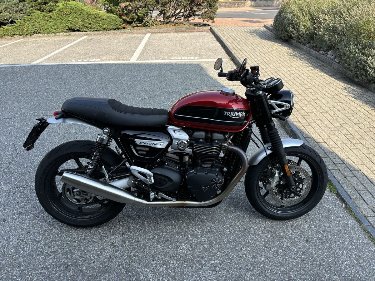 Triumph Autres: Triumph Speed Twin 1200 ABS – D'occasion à Lumino par mau_rw9n 1