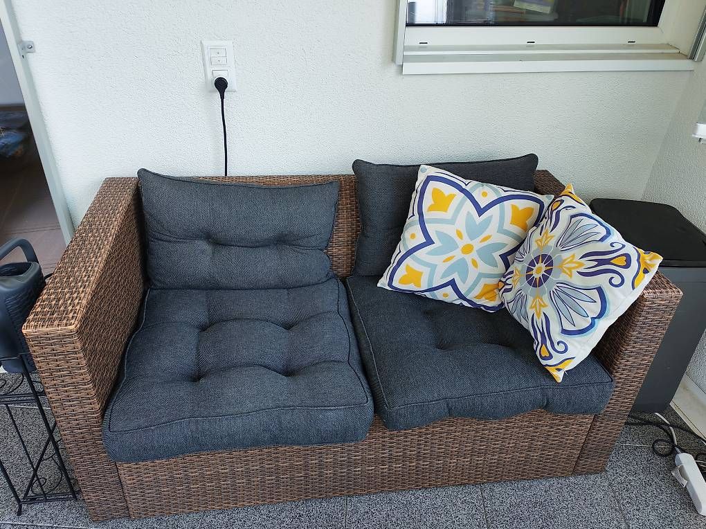 Sofas: Gemütliche Sitzlounge Terasse – Gebraucht aus Chur von tol_xvw8 1