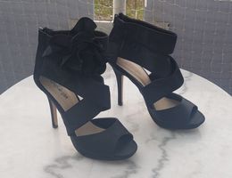 Buffalo High Heels Gr. 40, Neuwertig, ohne OVP.