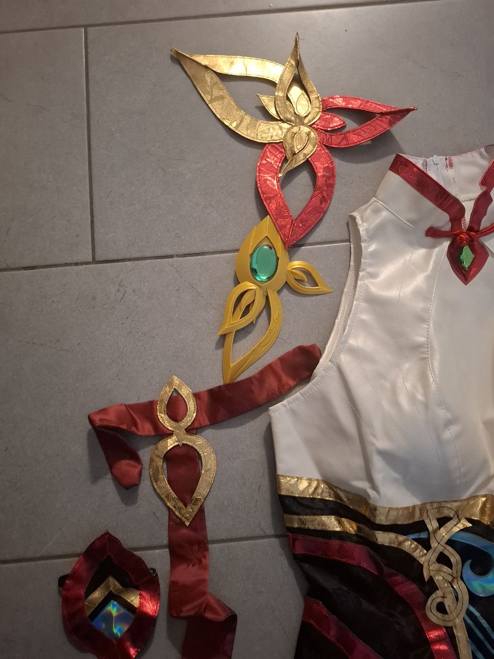 Kostüme: Cosplay / Sagenschöpferin Irelia – Gebraucht aus Seengen von Zardenia_7 3