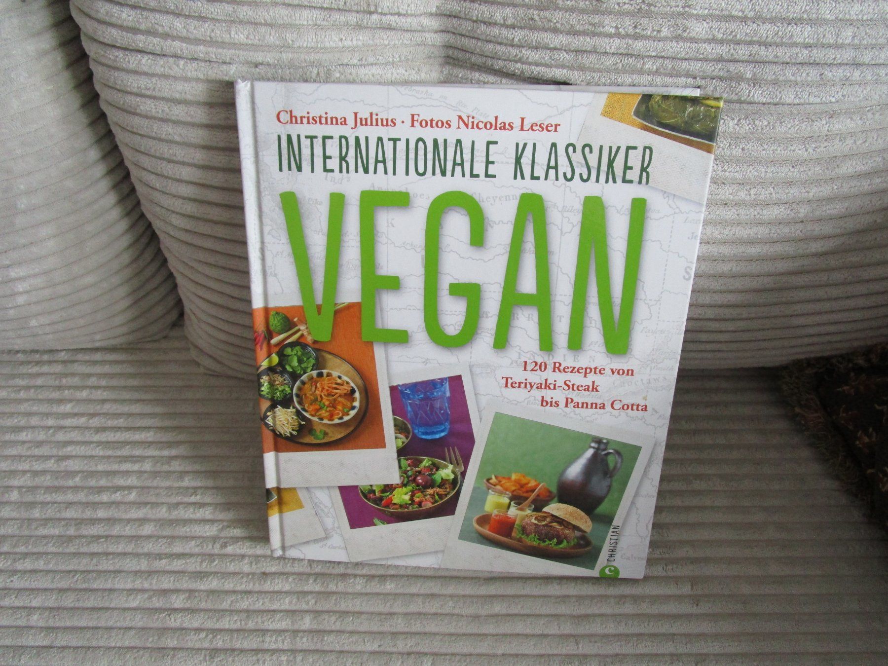 Libri: AB 1.-Kochbuch Sammlung Vegan +1 vegetarisch – Usato da Scuol venduto da Luana.. 1
